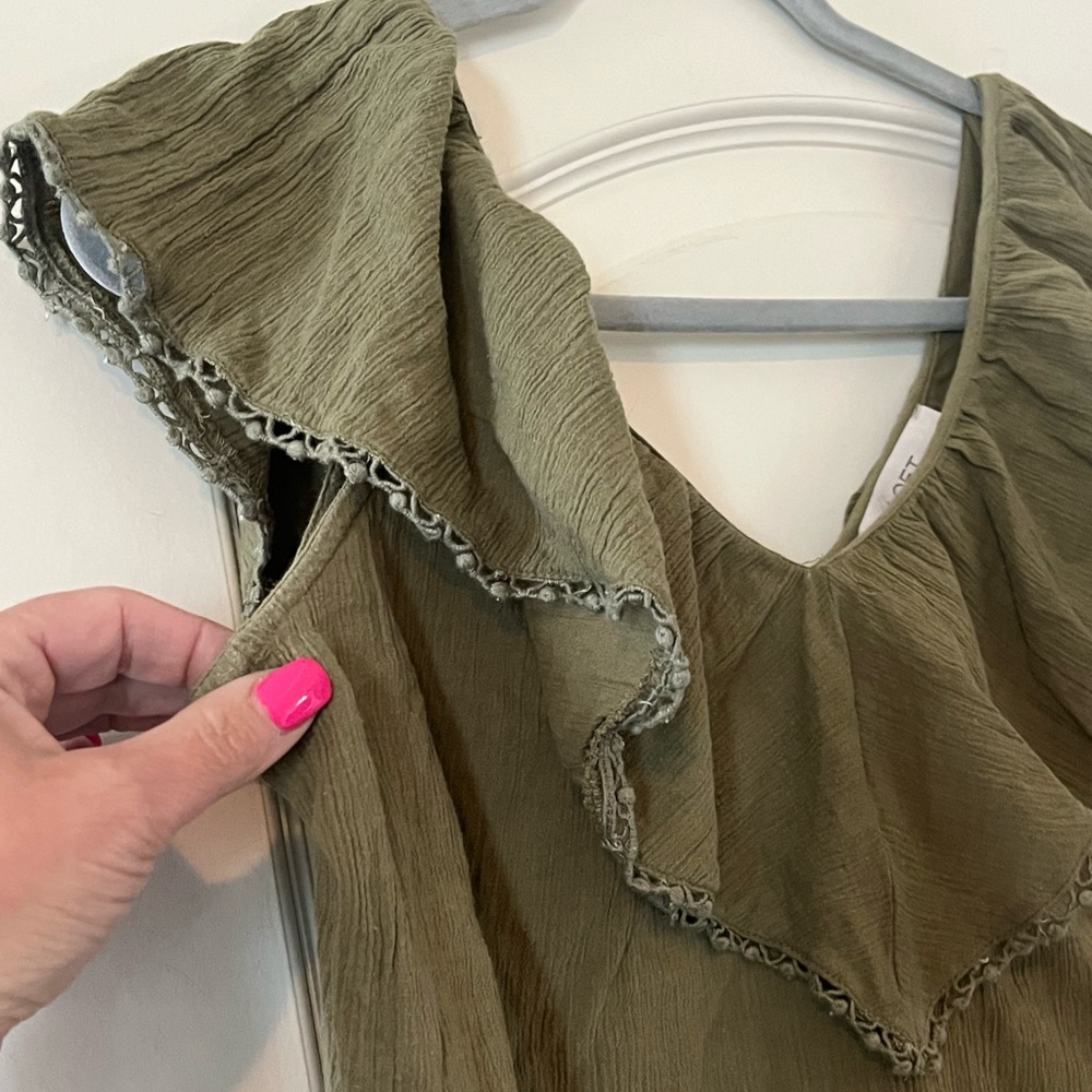 LOFT Olive Ruffle Blouse Cotton Womens Size XS - Picture 5 of 11